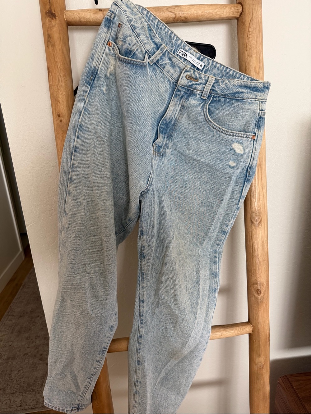 Zara Pale Blue Relaxed Boyfriend Jeans